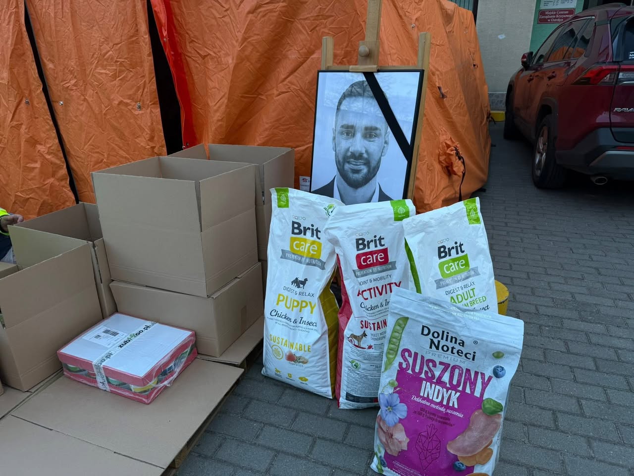 aktualność: Zbiórka karmy upamiętniająca Łukasza Litewkę